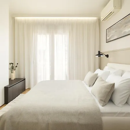 Luxury Bellux For 5, Old Town And Bacvice Sandy 스플리트