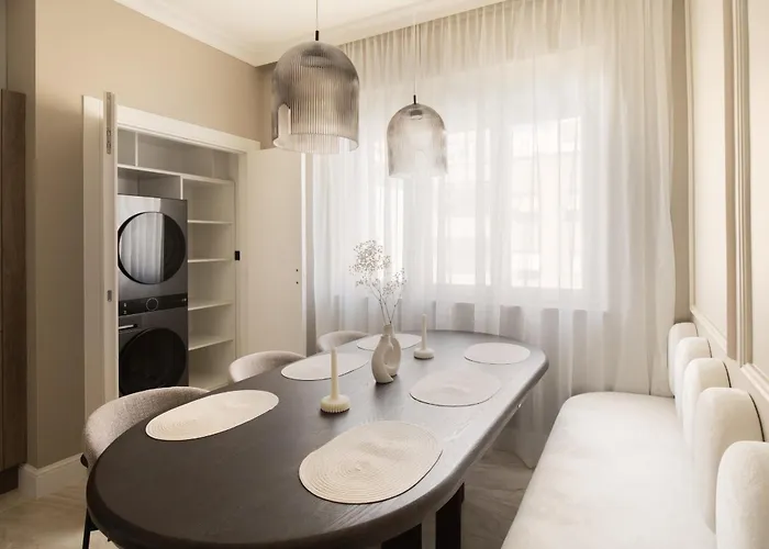 Luxury Bellux For 5, Old Town And Bacvice Sandy